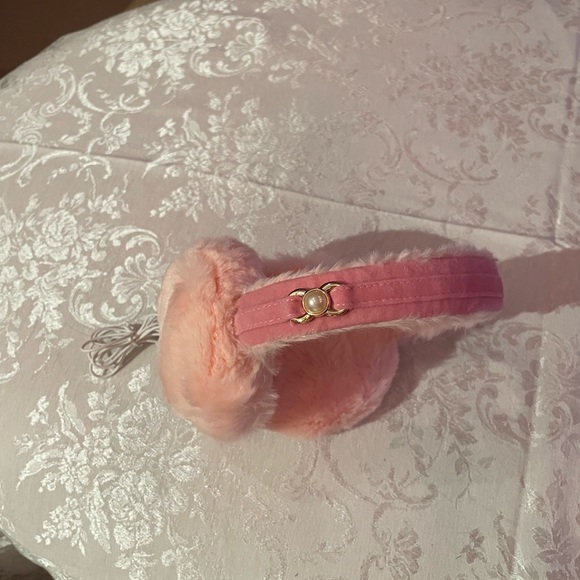 Cozy Pink WIRED Ear-Muffs BRAND NEW --NOT WIRELESS - Picture 6 of 8